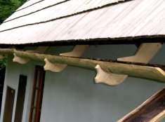 Wooden hooks for attaching eaves